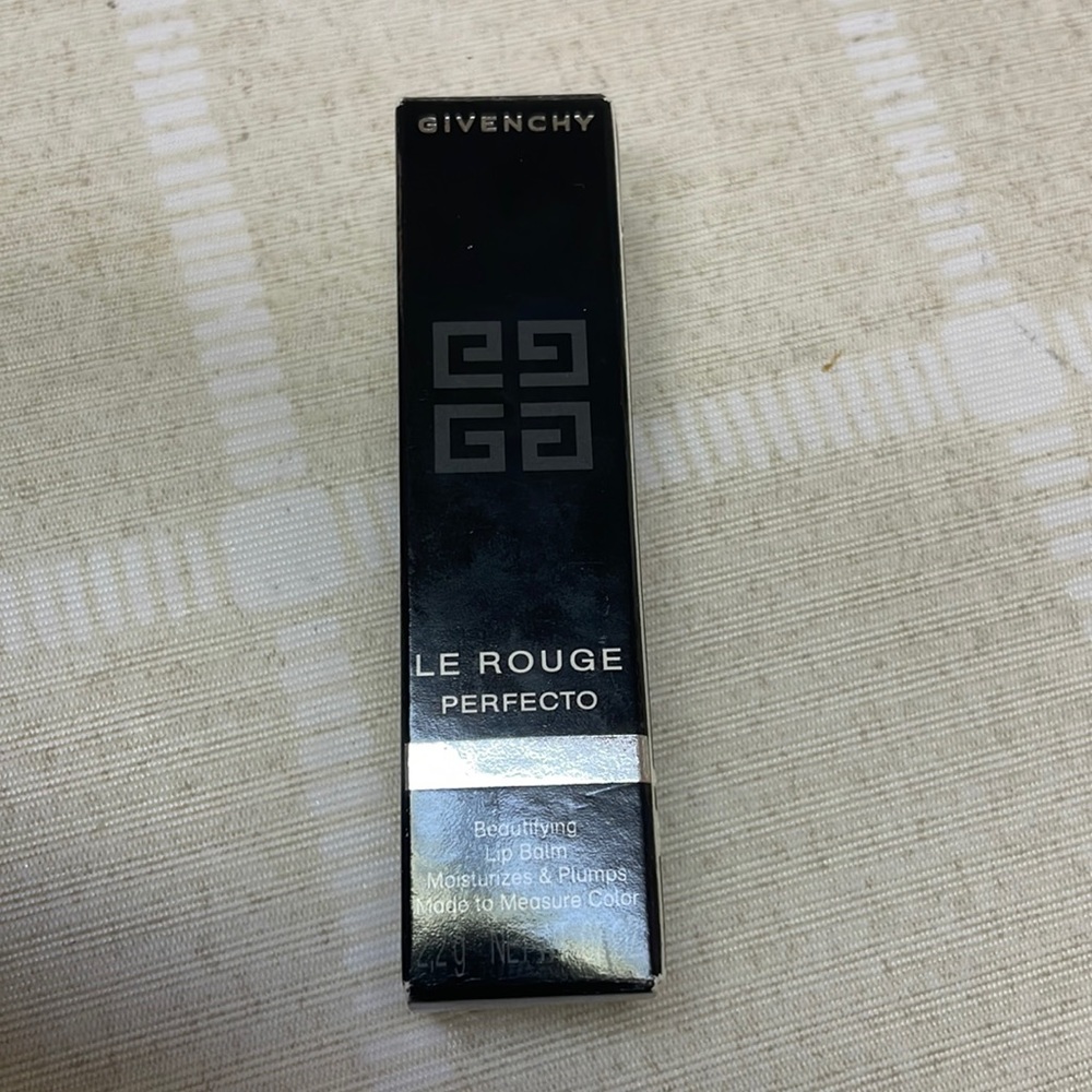Givenchy - Le Rouge Perfecto - Picture 3 of 4